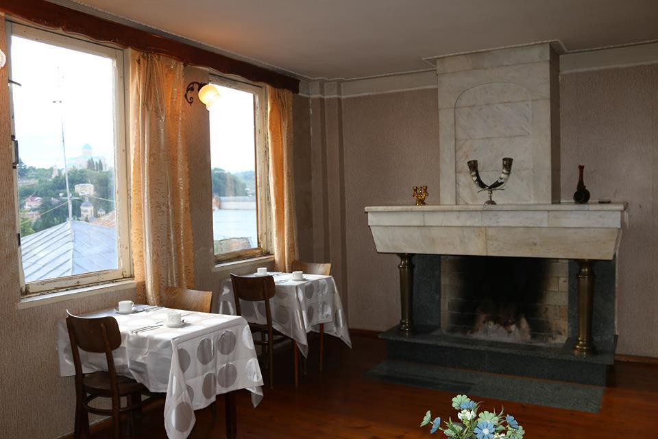 Guest House Old Kutaisi Exterior photo
