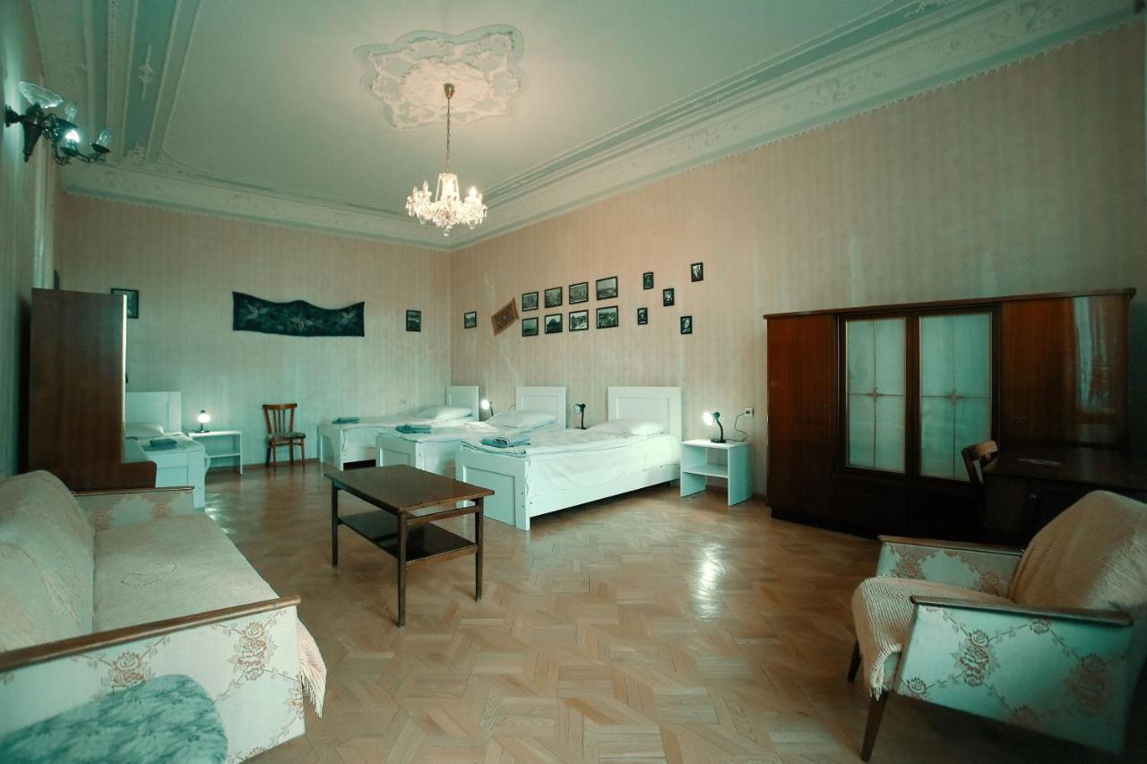 Guest House Old Kutaisi Exterior photo