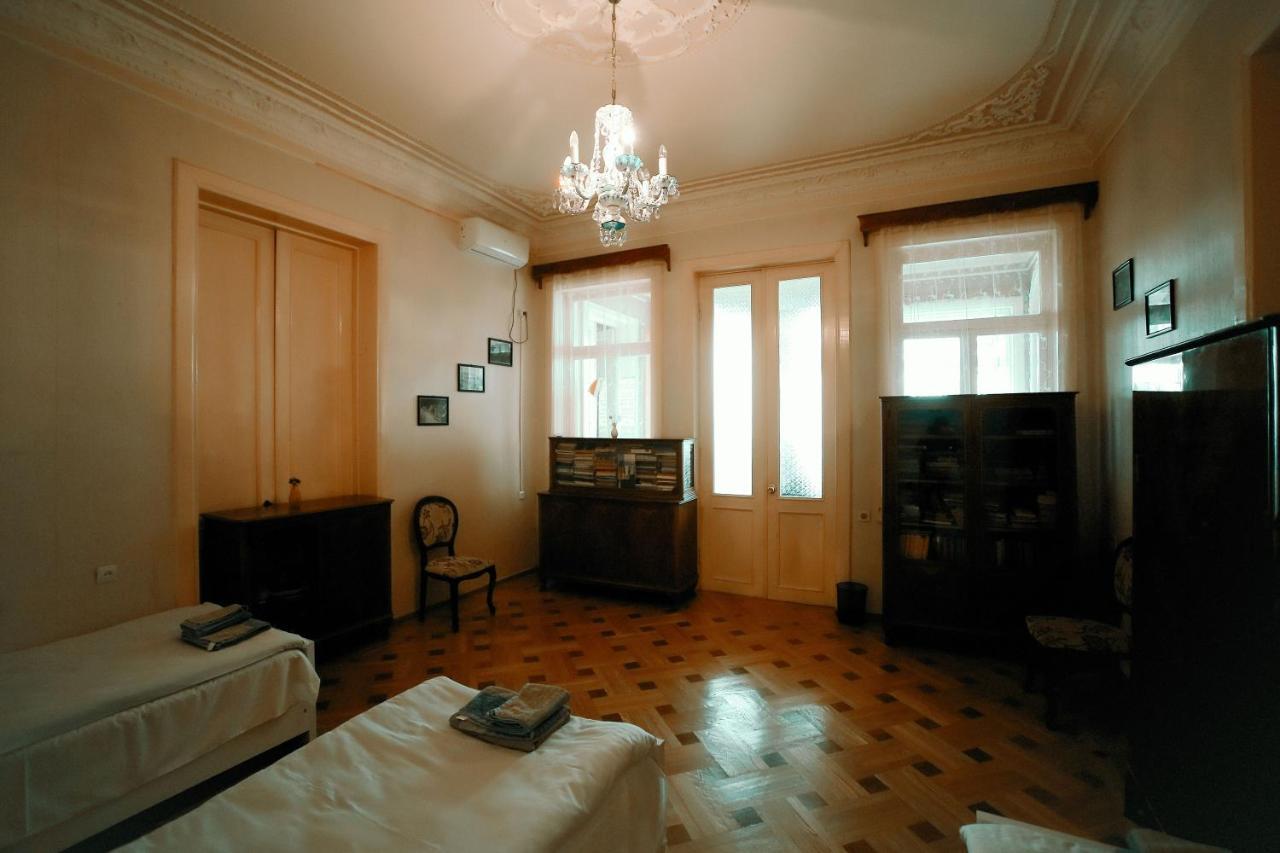 Guest House Old Kutaisi Exterior photo