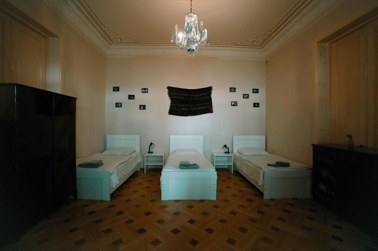 Guest House Old Kutaisi Exterior photo